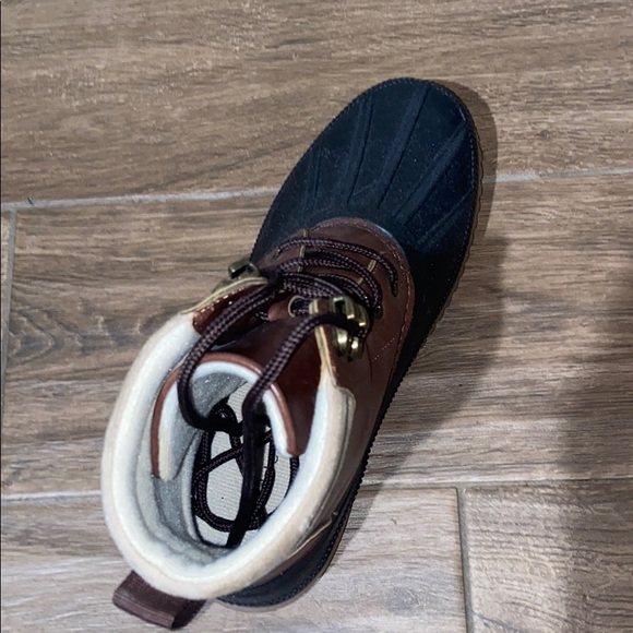 New - Picture 2 of 3